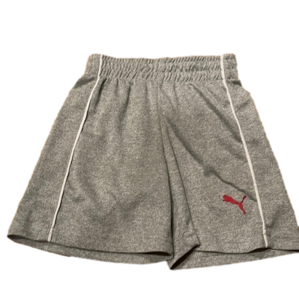 PUMA puma 12 m short good condition